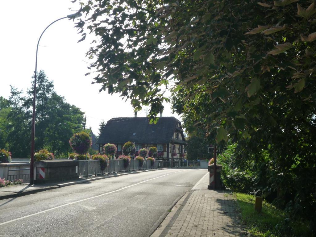 Chambres D'Hotes Les ChalinettesFegersheim エクステリア 写真